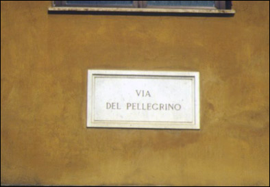 Pulizia e rubricatura di tutte le targhe in marmo delle vie stradali ed alcune targhe commemorative in marmo del Vaticano.