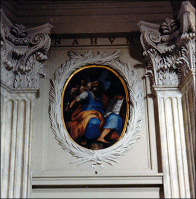 Restauro cornici dorate, navata centrale della Basilica di San Giovanni in Laterano a Roma.