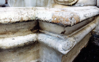 Restauro della fontana in marmo di Palazzo Chigi (Roma)