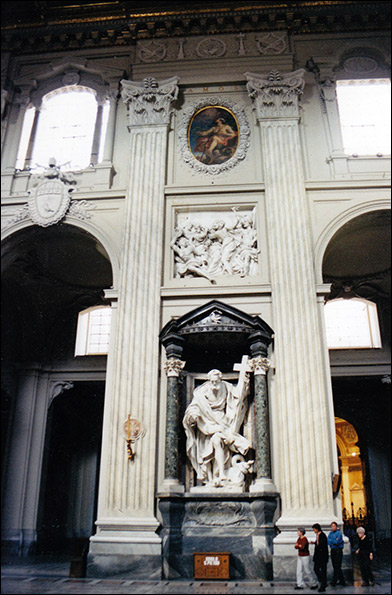 Restauro di statue in marmo.