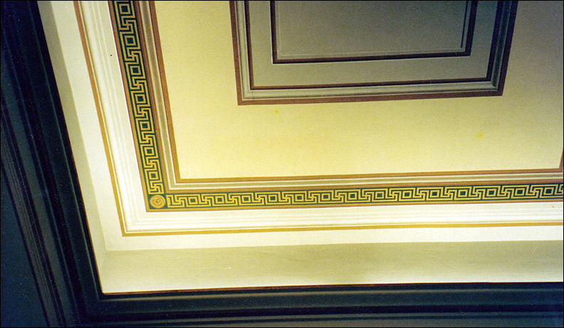 Restauro soffitto decorato sbarco ascensori terza Loggia del Palazzo Apostolico in Vaticano.