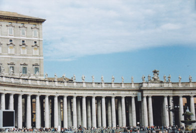 Restauro del travertino del colonnato di San Pietro eseguito da Pietro Rosa