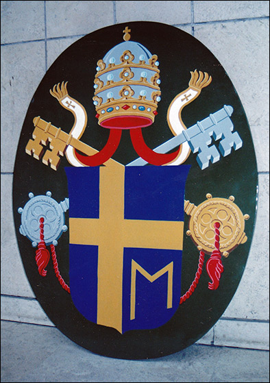 Riproduzione dello stemma araldico di Giovanni Paolo II - Chiesa di Sant Anna - Vaticano - Pietro Rosa decoratore e restauratore